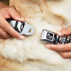 Dog Bone Seatbelt Buckle Collar - Peace Dots White/Black